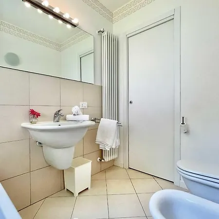 Apartament Gaeta View San Siro (Lombardy)