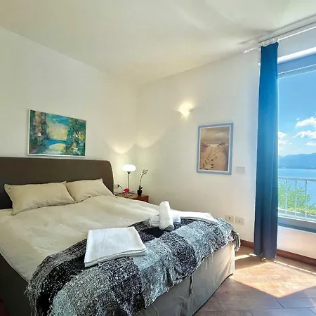 Gaeta 'lake View' Appartement *