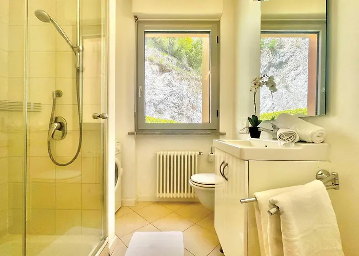 Lägenhet Gaeta 'lake View'